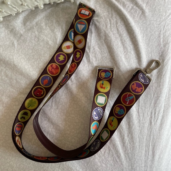 Harveys Up Russell Park Hopper, Coin Purse, and CNG 🏠🎈🍇 - Picture 13 of 16